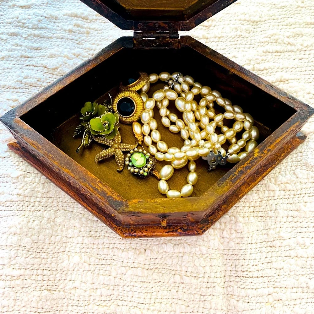 Vintage Tooled Texture Versatile Use Wooden Chest Jewelry Keepsake Holder